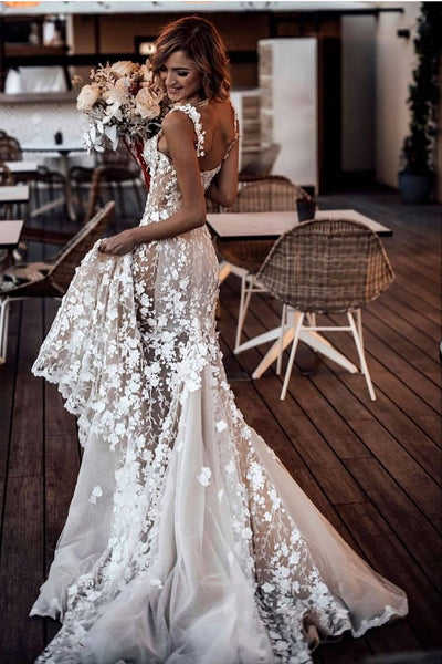 Romantic Floral Wedding Dress with Off-the-Shoulder Strap