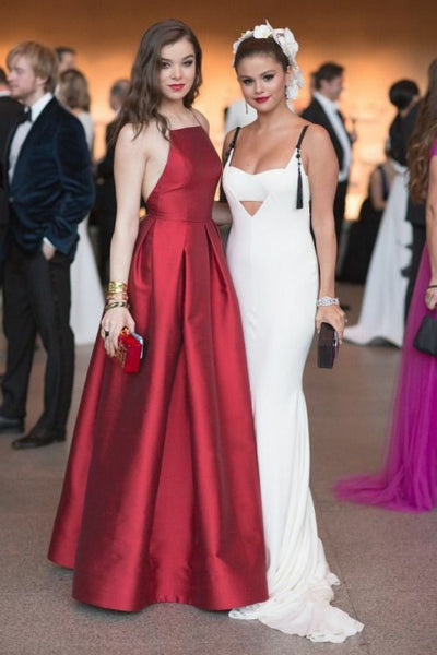 Hailee Steinfeld Simple Red Satin Backless Dress