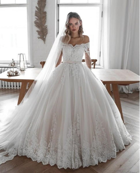 lace-tulle-bridal-gown-with-off-the-shoulder-sleeves-2