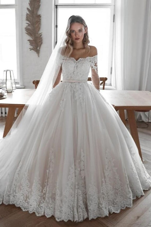 lace-tulle-bridal-gown-with-off-the-shoulder-sleeves