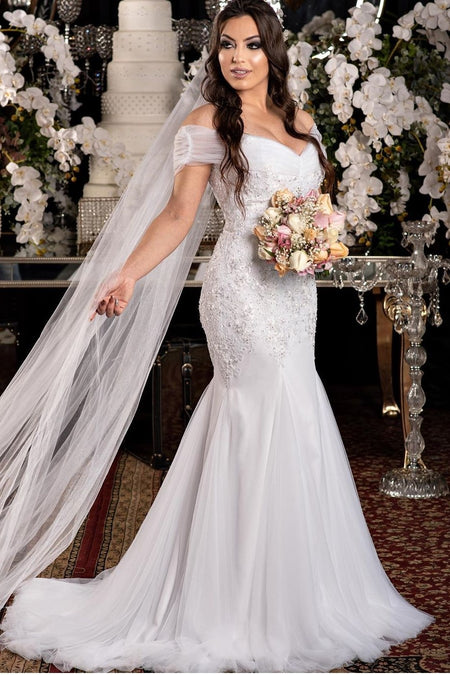 Beautiful Lace Wedding Gown with Double Straps