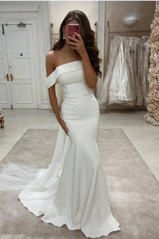 Simple white sheath outlet wedding dress